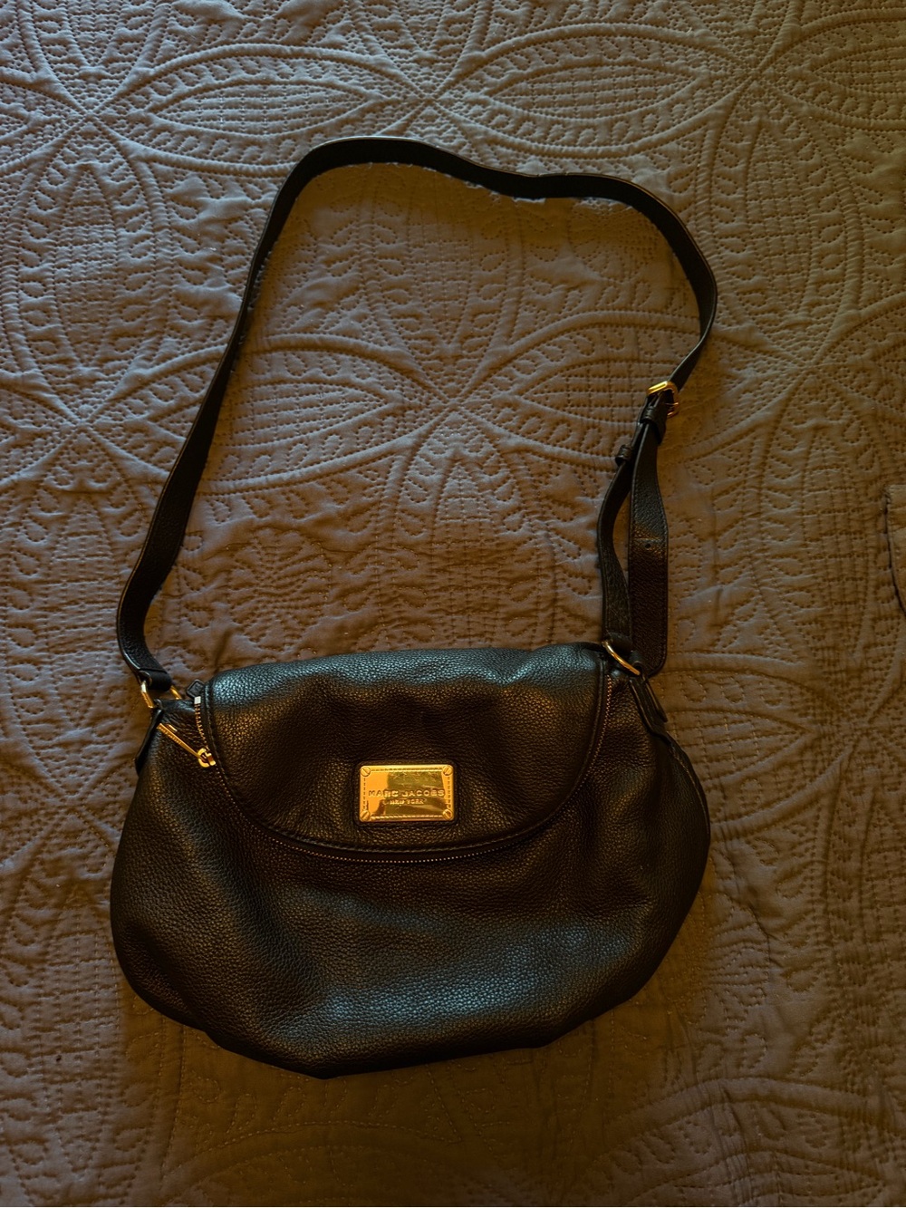Marc Jacobs Black Pebbled Leather Zipper Flap Crossbody with Gold Plaque